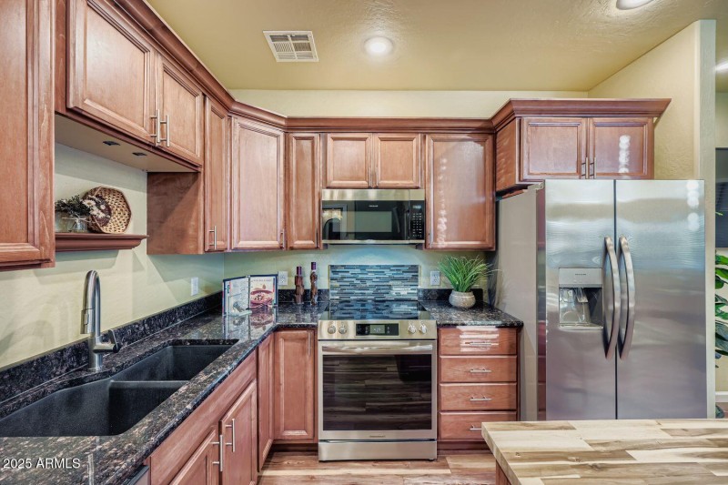 Kitchen frigidaire gallery