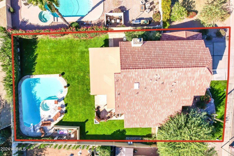 Voltaire Dr Aerial - 10