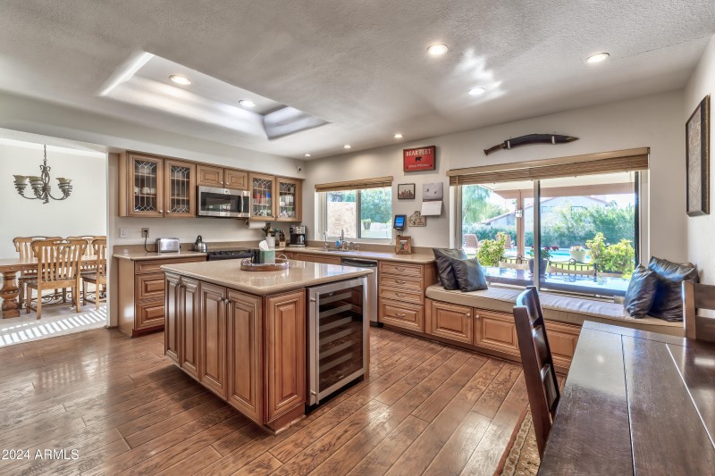 Voltaire Dr Interior - 11