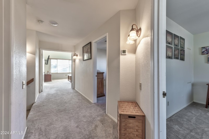 Voltaire Dr Interior - 21