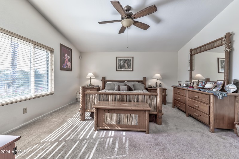 Voltaire Dr Interior - 30