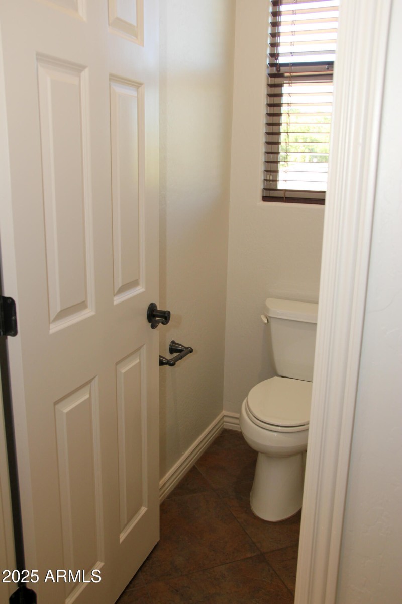 Toilet Closet Primary