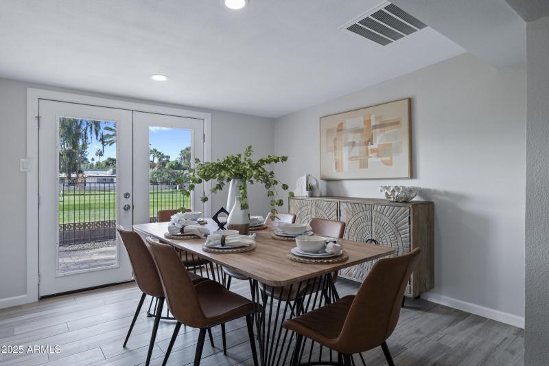 608 S Revolta Cir-17