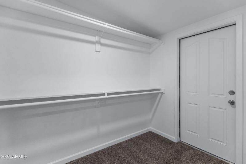 608 S Revolta Cir-20