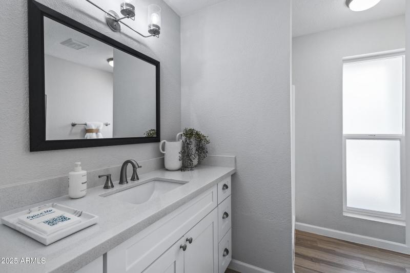 608 S Revolta Cir-28