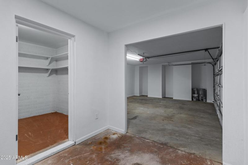 608 S Revolta Cir-36