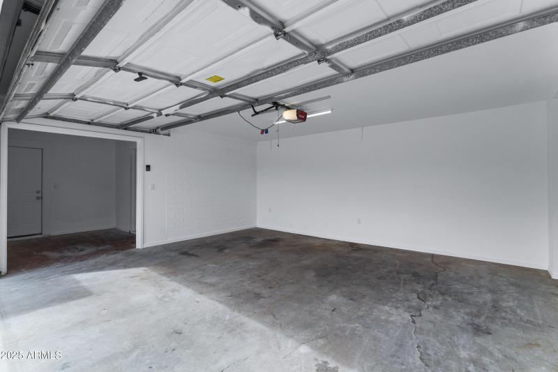 608 S Revolta Cir-38