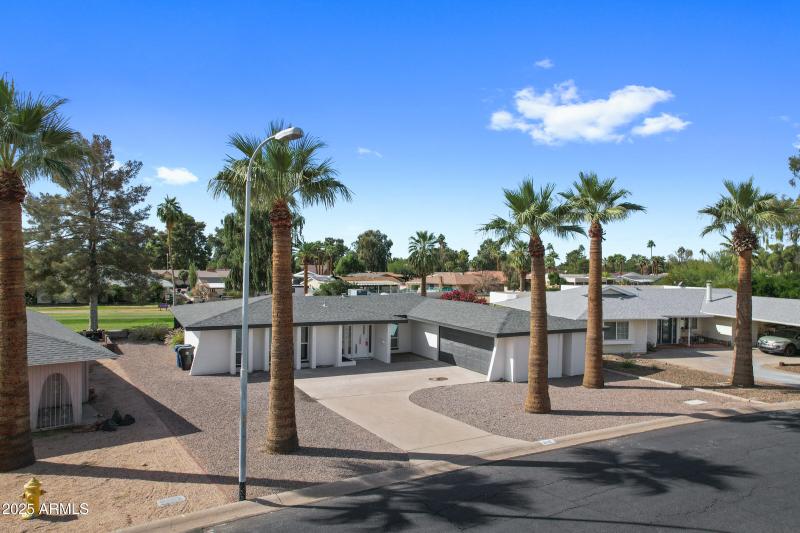 608 S Revolta Cir-49