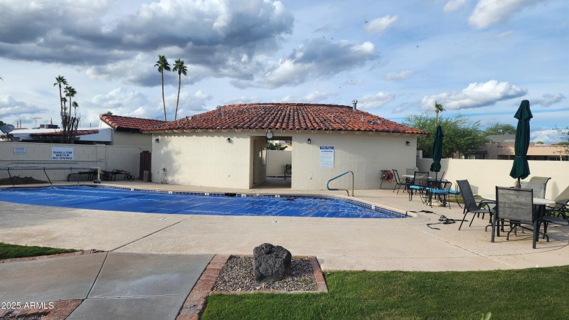 Monterey 6 Community Pool area