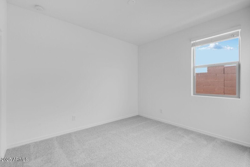 25212 N 165TH Lane - Ready Now!