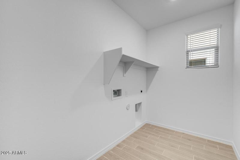 25212 N 165TH Lane - Ready Now!