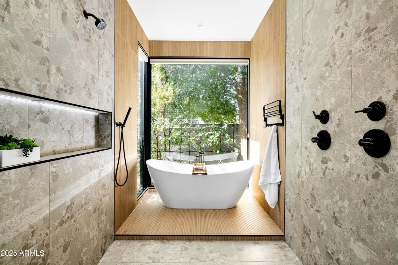 Spa-Like Bathroom