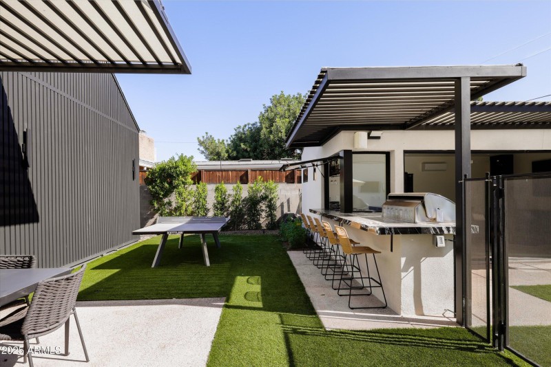 Outdoor Entertaining Area