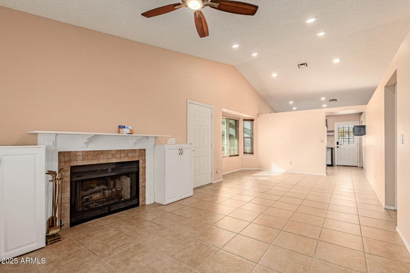 10101 N 91ST Avenue 74