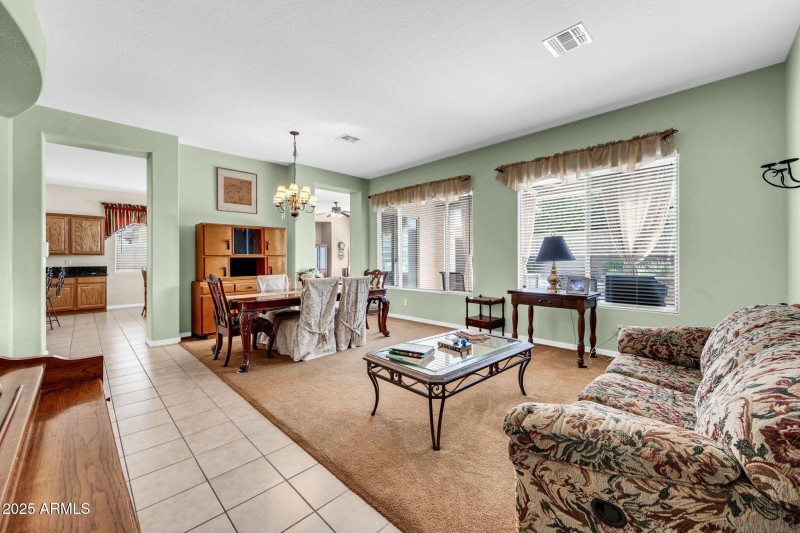 2251 W Clearview Trl-7