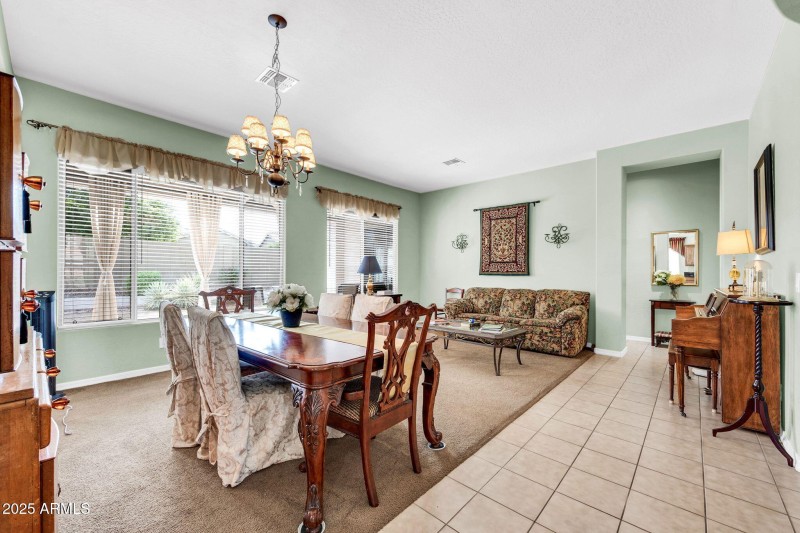 2251 W Clearview Trl-8