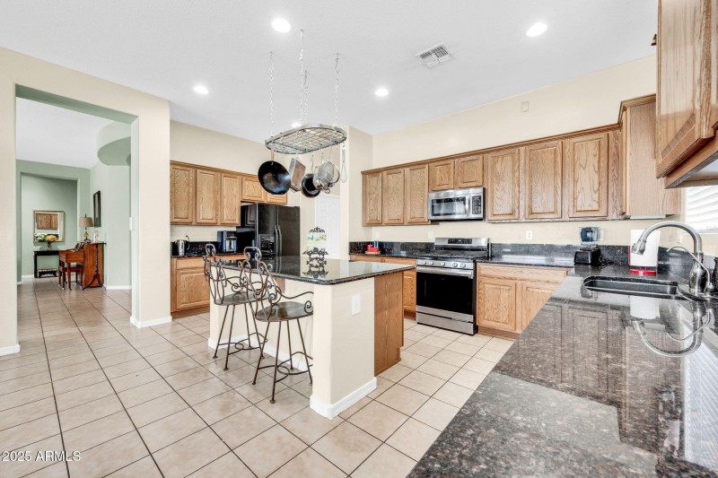 2251 W Clearview Trl-15