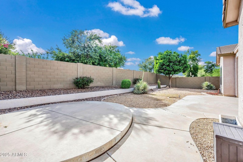 2251 W Clearview Trl-37