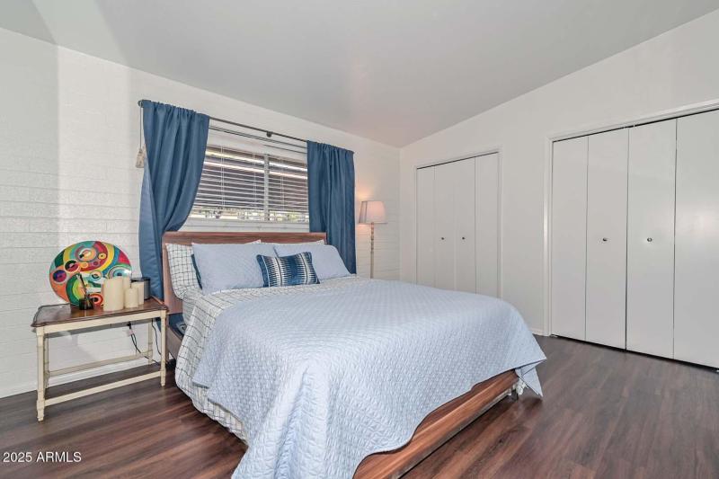 2nd Bedroom-Closests