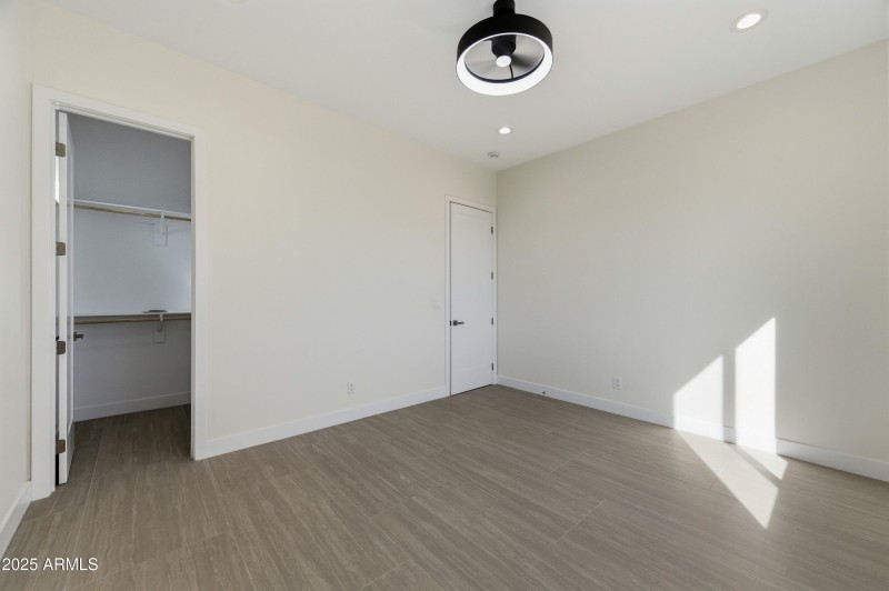 10039 N Burris Rd-138