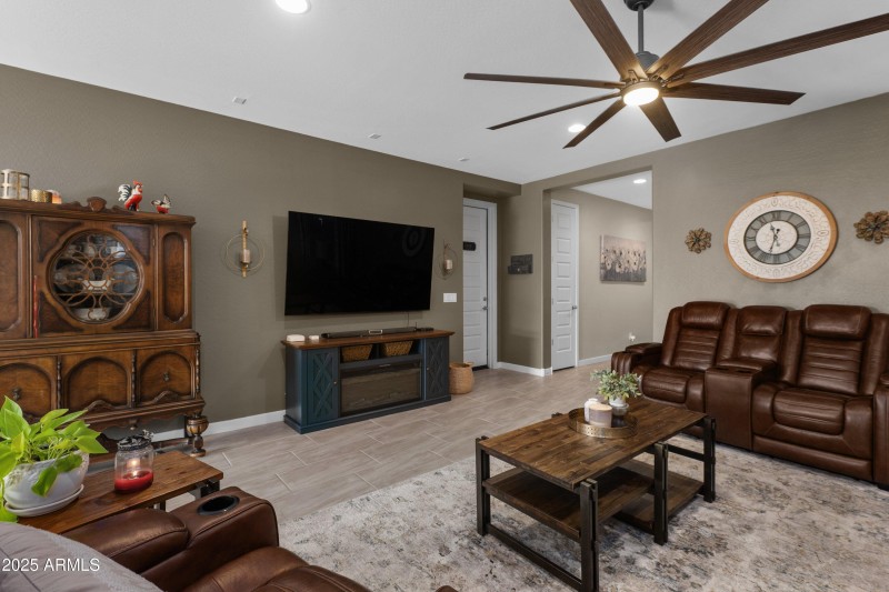 11-12381-Ballentine-Rd-11