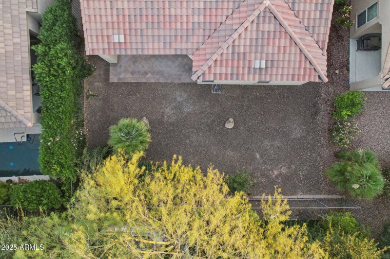 47-web-or-mls-W Rosewood Ln-S1811-045