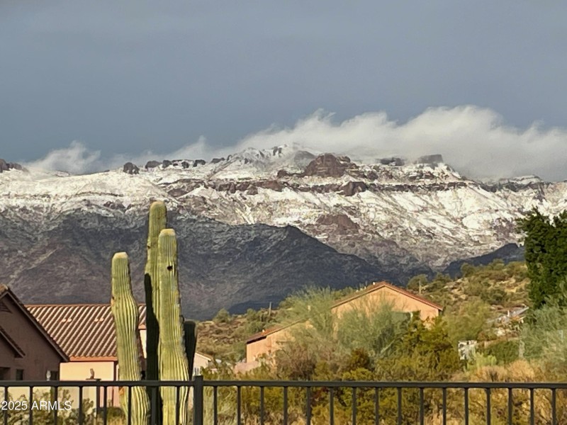 B5420322-82E2-4FE8-933E-E7760A109EF2