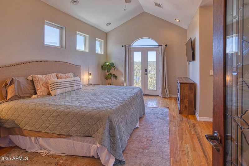 PAX_2483_AuroraHDR2019-edit