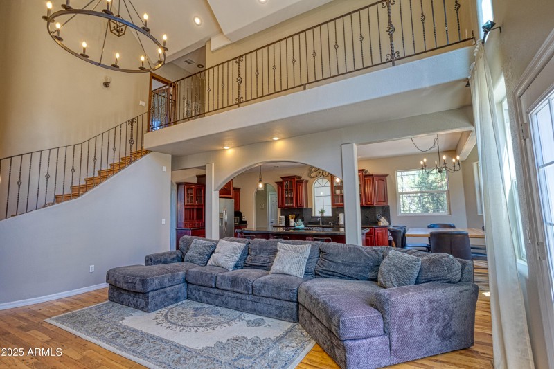 PAX_2585_AuroraHDR2019-edit