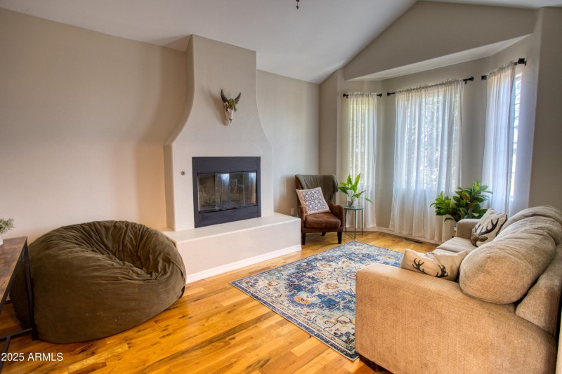 Paxmanphoto_PAX_2508