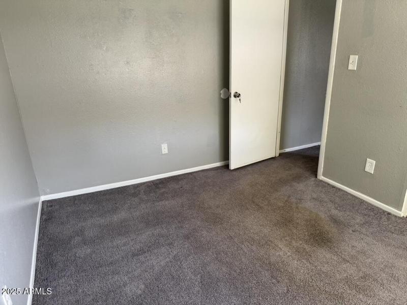 22863F63-C6AB-490E-9AD1-3B67111ECF19_1_1