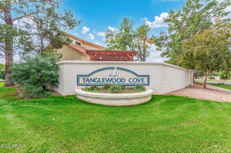 Val Vista Lakes Entrance