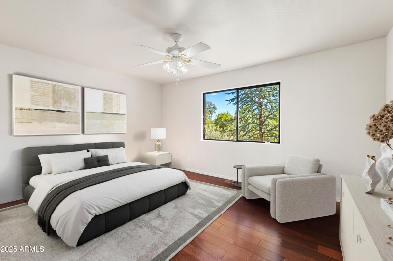 Bedroom 3 w/furnishings