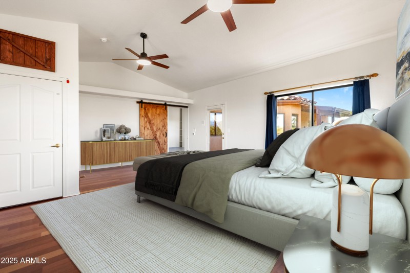 Flex room or 5th bedroom