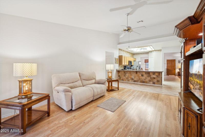 8-web-or-mls-19839-n-109th-ave