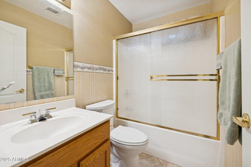 23-web-or-mls-19839-n-109th-ave