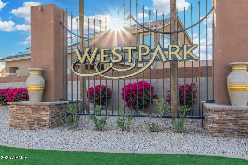 Stunning entry into Westpark