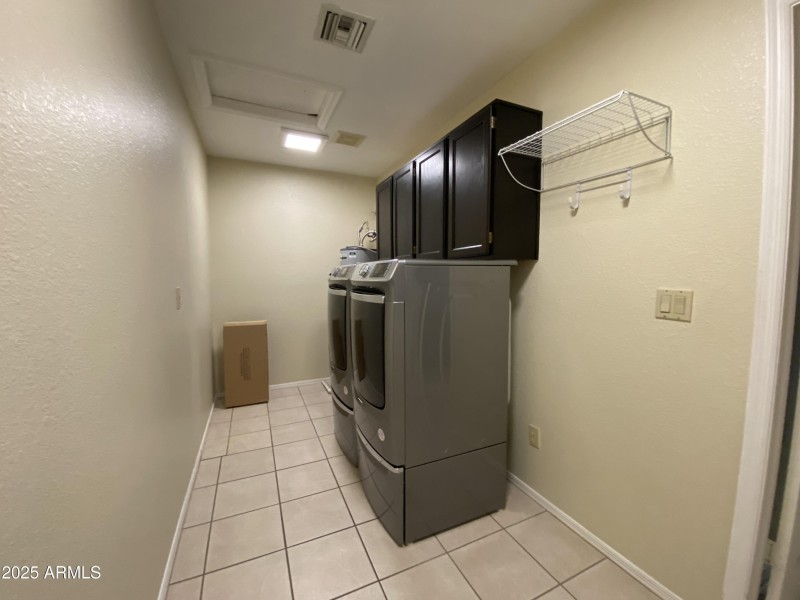 Laundry Rm 11182025 (2)