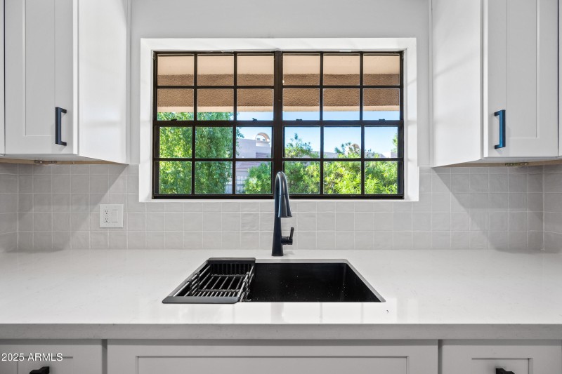 9) 64959-690a3febcf2d7