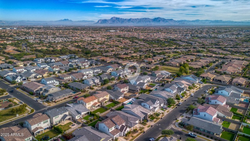 photo3 aerial Thunderbolt