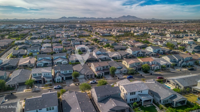 photo5 aerial Thunderbolt