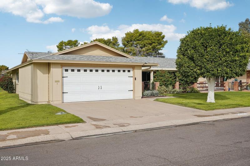 4-web-or-mls-N 109th Dr-S1611-004