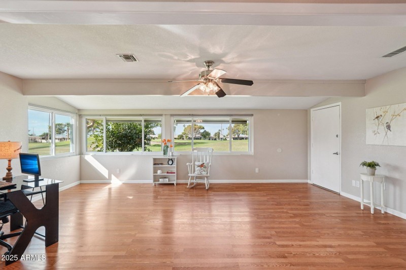 27-web-or-mls-N 109th Dr-S1611-027