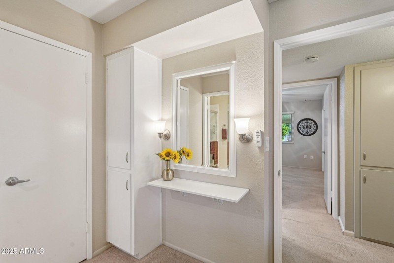 38-web-or-mls-N 109th Dr-S1611-038