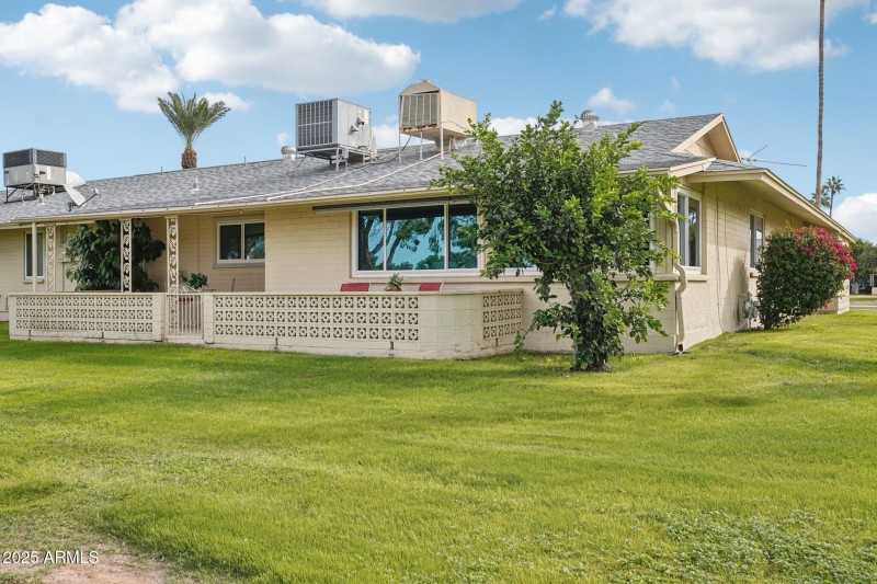 53-web-or-mls-N 109th Dr-S1611-053