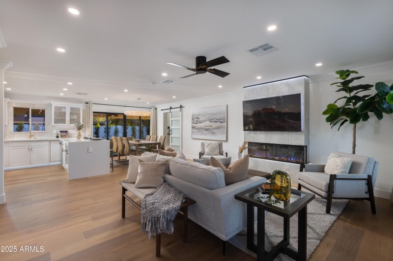 OPEN CONCEPT LIVING SPACES