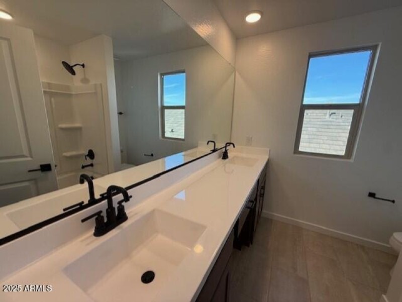 SR35 - Lot 93 Bath3