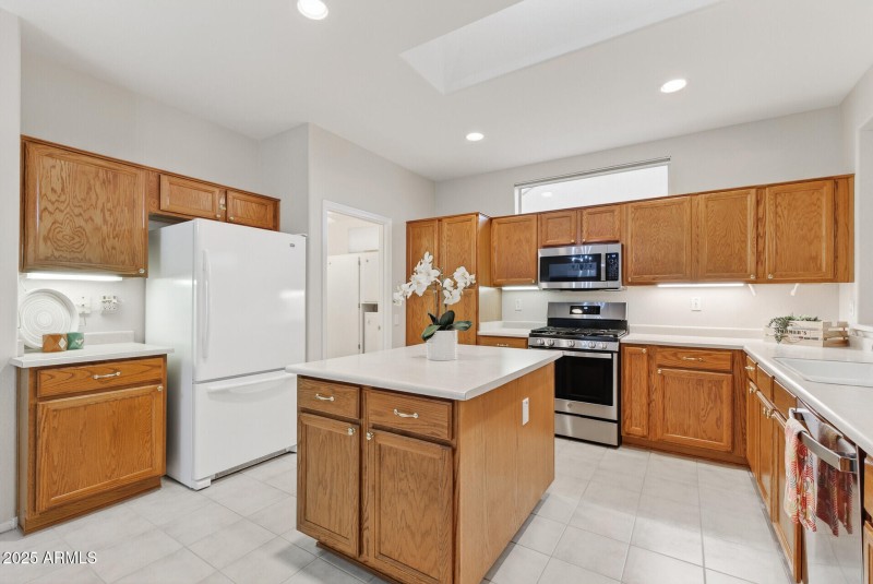 25_14645_W_Via_Manana24_mls