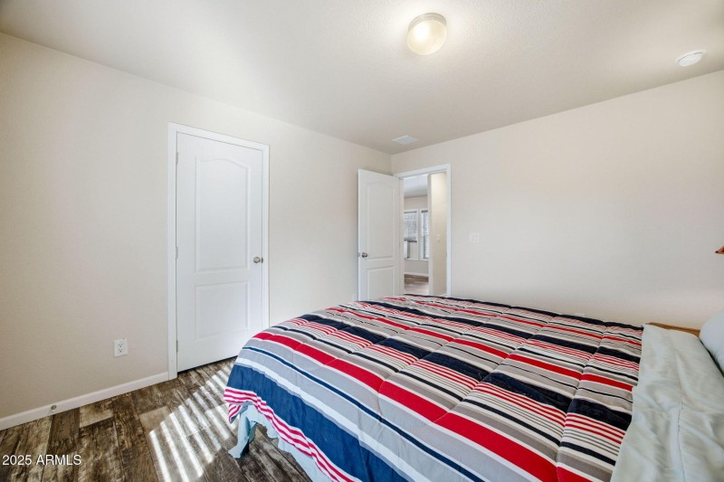 3501AZ277-HeberOvergaard-AZ-23