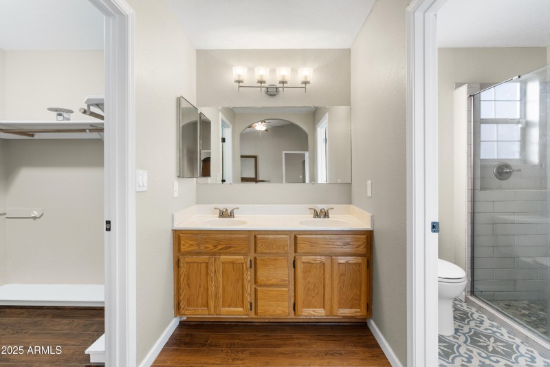 15-Primary Bathroom Vanity